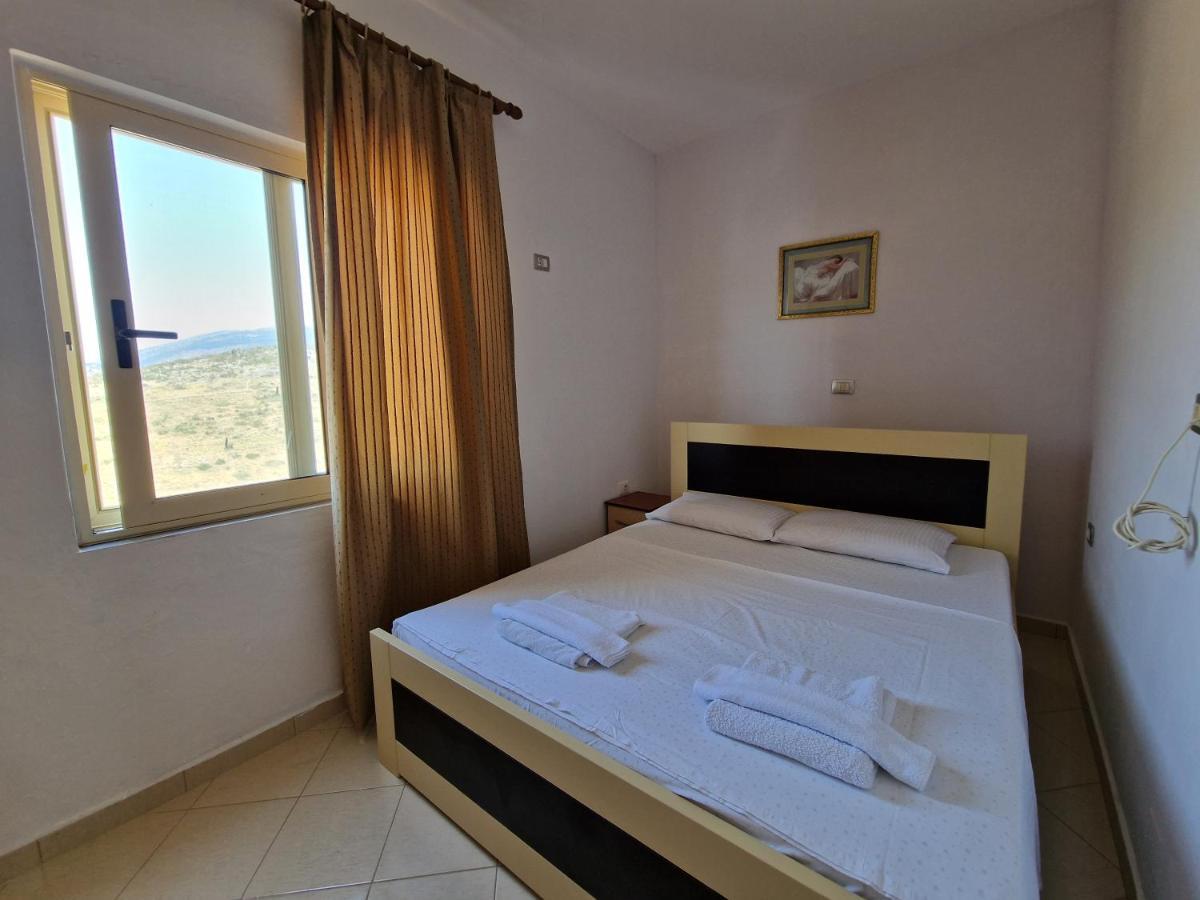 Harizi Apartments Ksamil Buitenkant foto