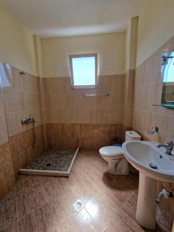 Harizi Apartments Ksamil Buitenkant foto