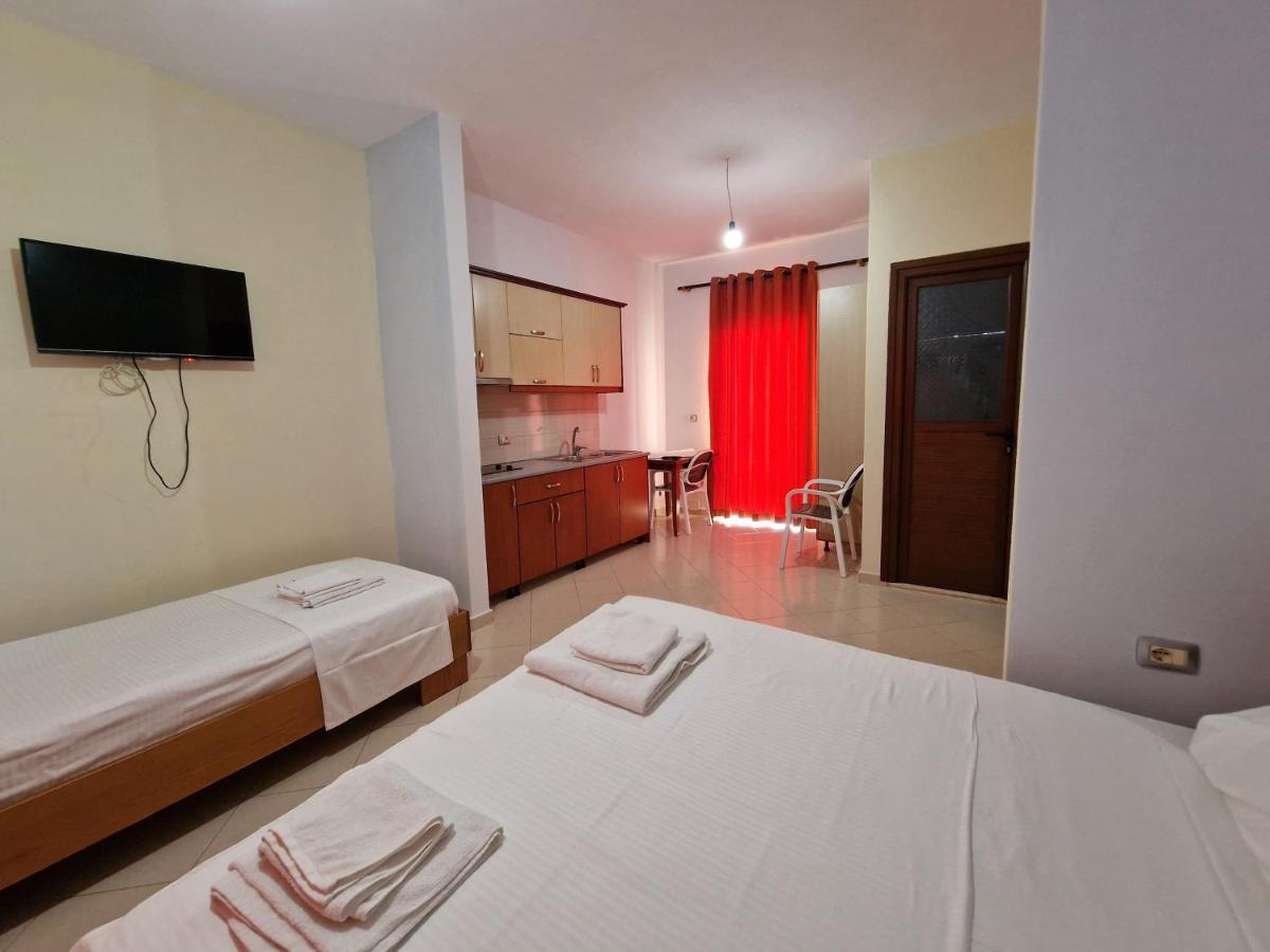 Harizi Apartments Ksamil Buitenkant foto